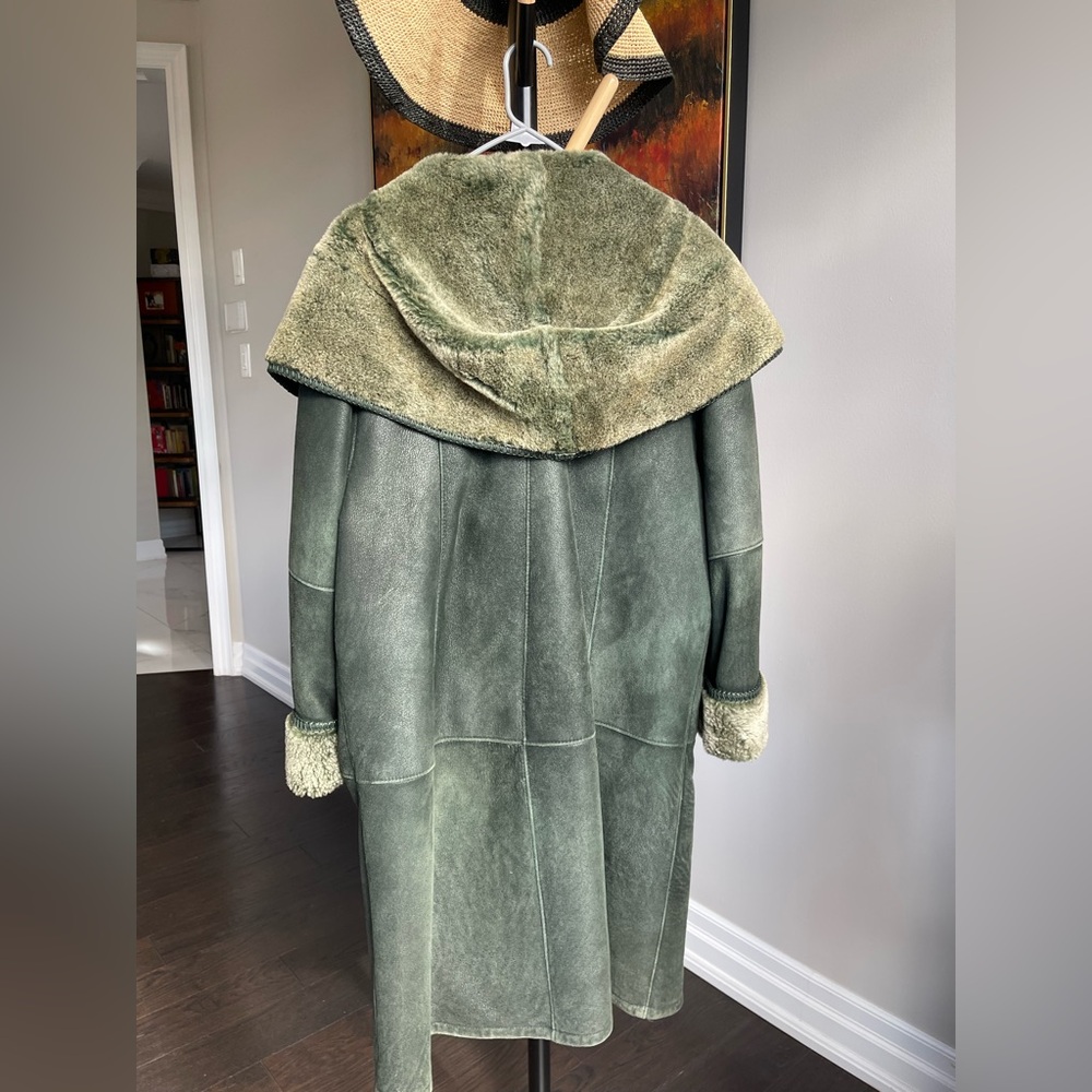 HARTMAN Shearling Coat | Vintage Green Sheepskin Suede Fur Jacket - Picture 8 of 17